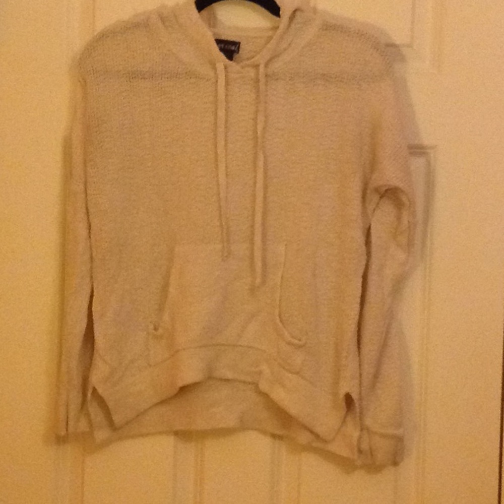Knit pullover